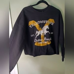 YELLOWSTONE long crop sweater NWOT